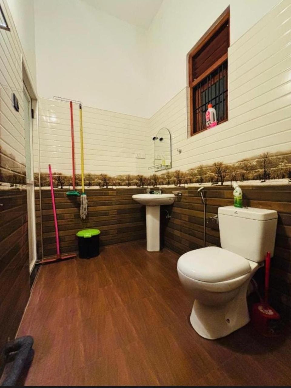 Toilet, Bathroom