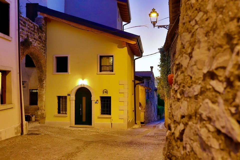 Property building, Street view
