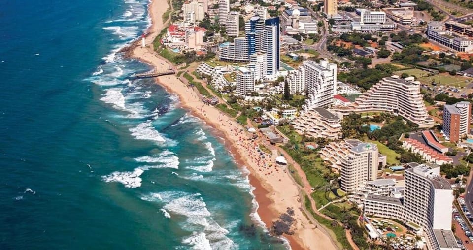Luxury 3 Bedroom Penthouse - Umhlanga Rocks Apartment in Umhlanga