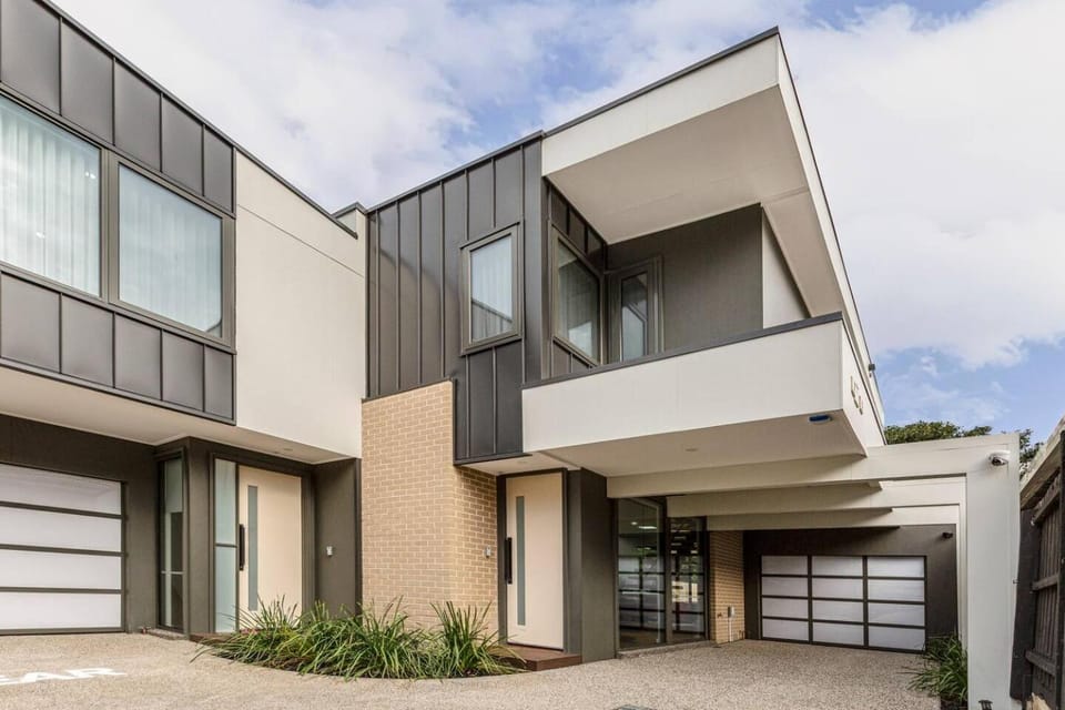 Spacious Home Near Williamstown Beach & CBD House in Williamstown