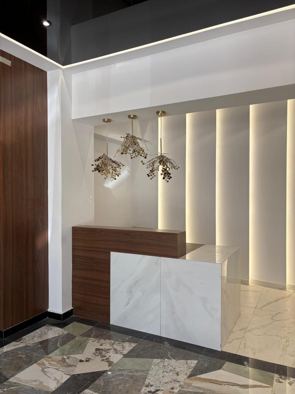 Oasis-First Estates Pipera Apartment in Romania