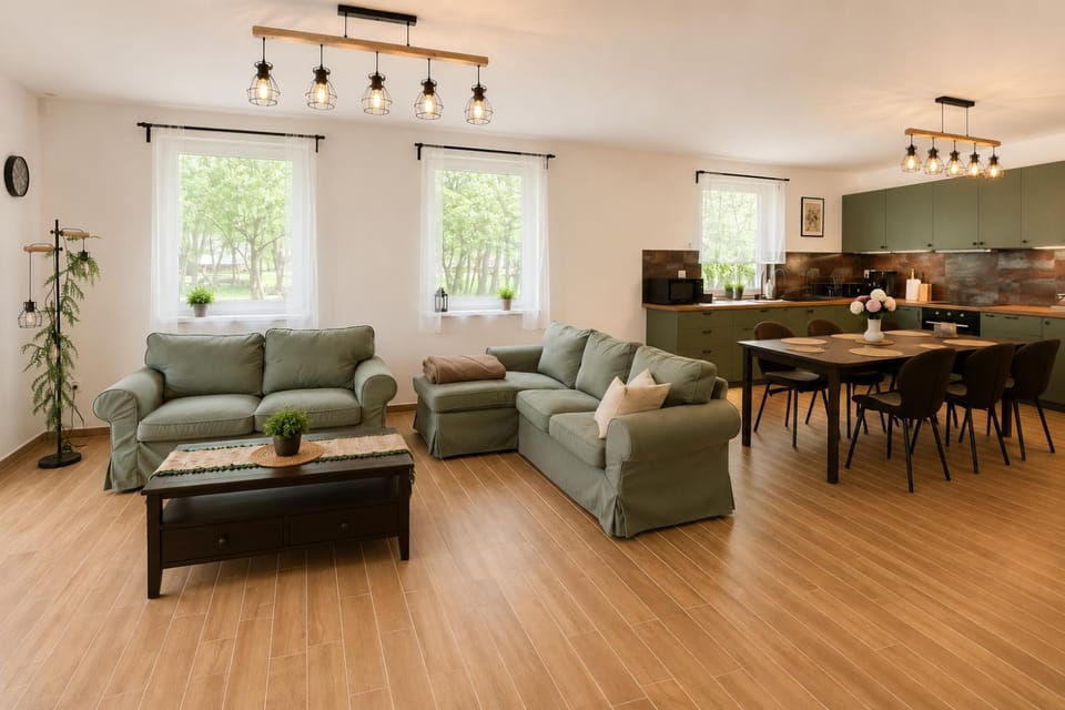 Living room, Dining area