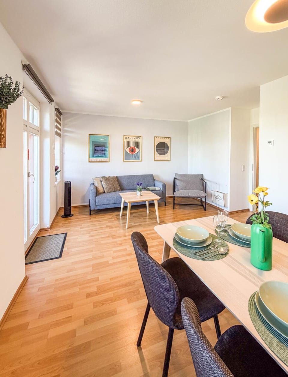Living room, Seating area, Dining area