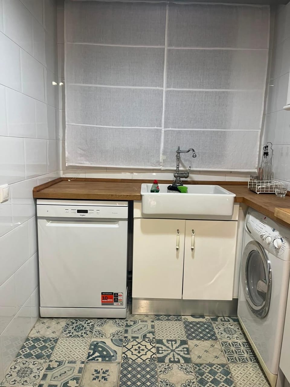 Bajo con terraza privada con acceso directo a la piscina Apartment in Montsià