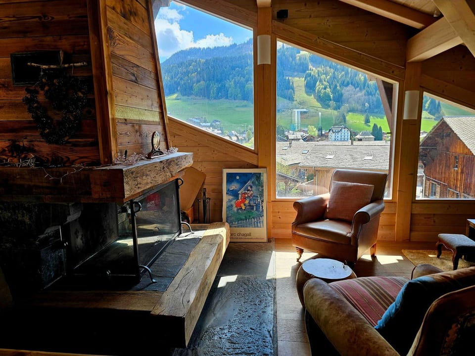 Large Superior Style Chalet - Central Location Chalet in Montriond