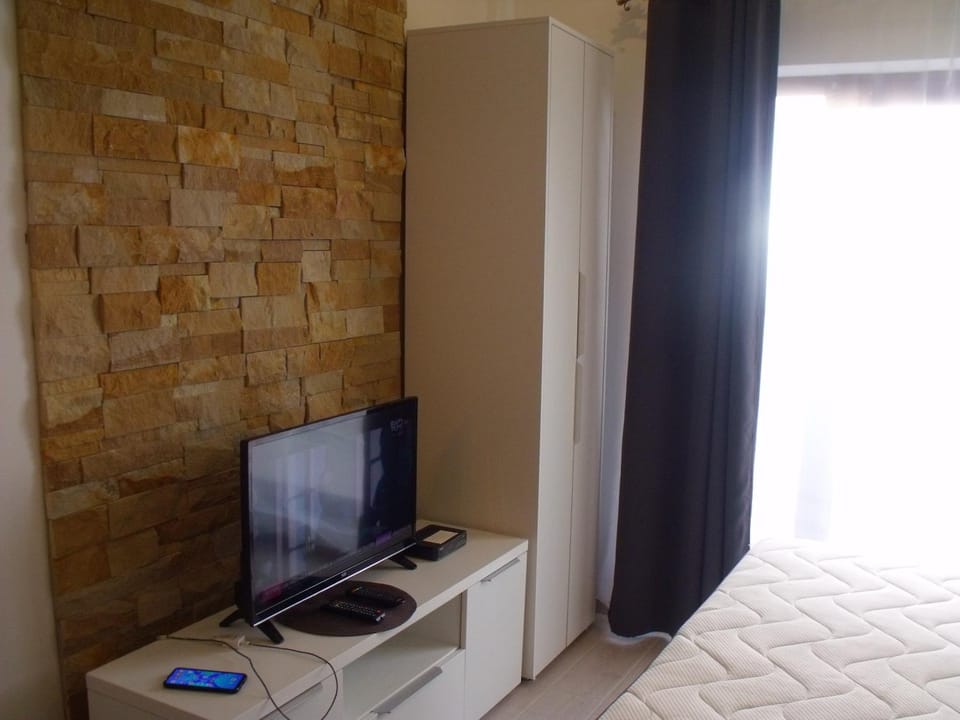 Communal lounge/ TV room, TV and multimedia, Evening entertainment, wardrobe