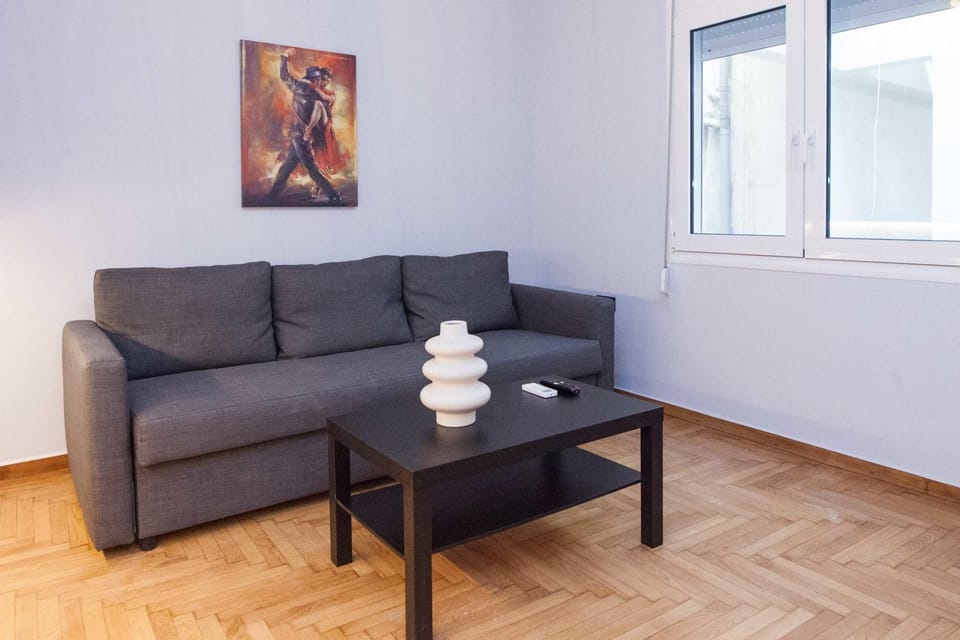 Urban 2 Bd Home in Vibrant Galatsi Apartment in Athens