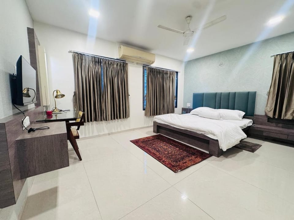 Woods A serene urban retreat in the heart of Pune Apartment in Pune