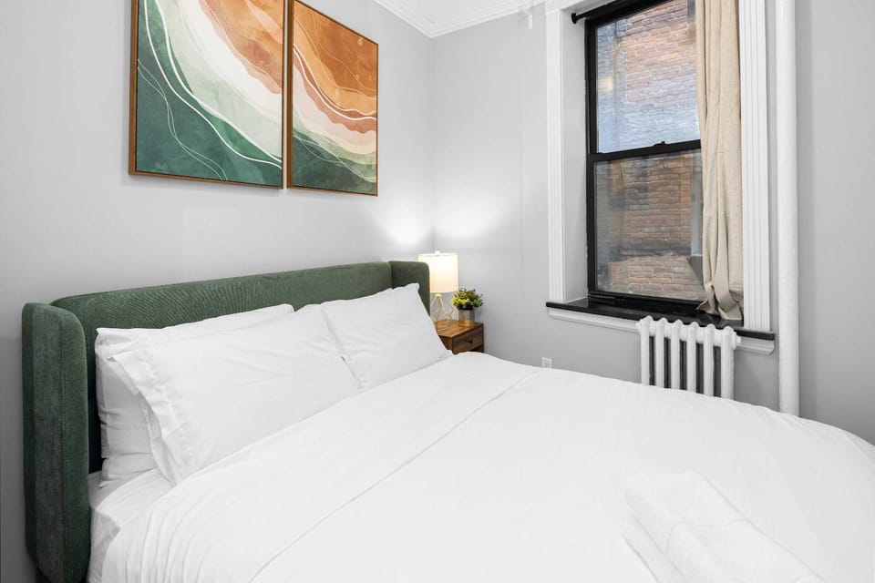 Stylish Manhattan Retreat Near NYC Landmarks Apartment in Midtown