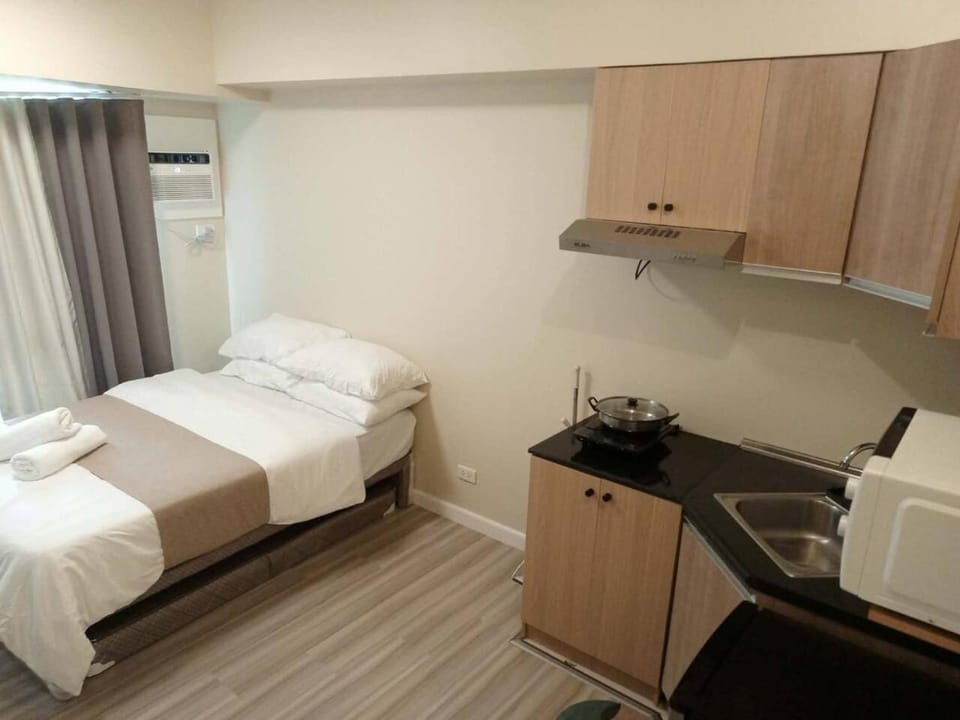 Nikko’s Hideaway - Avida Riala Tower 4 Apartment in Lapu-Lapu City