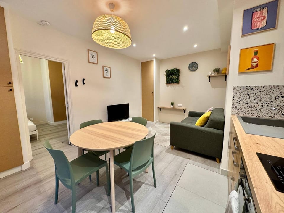 T2 rénové - 4p - 1min RER A - 20min Paris Apartment in Sartrouville