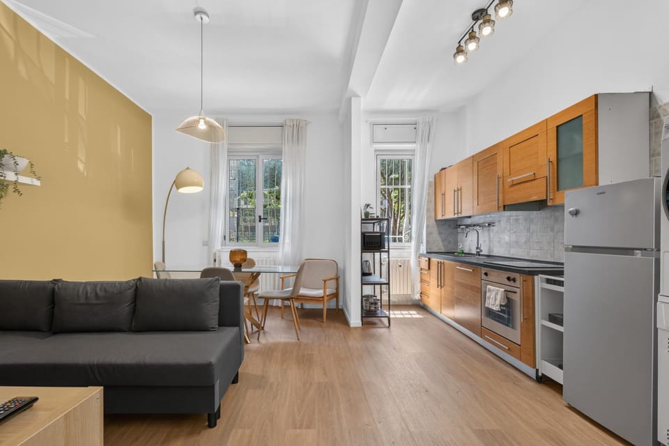 Kitchen or kitchenette, Living room, Dining area, stove