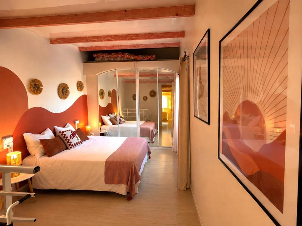 Bed, Bedroom