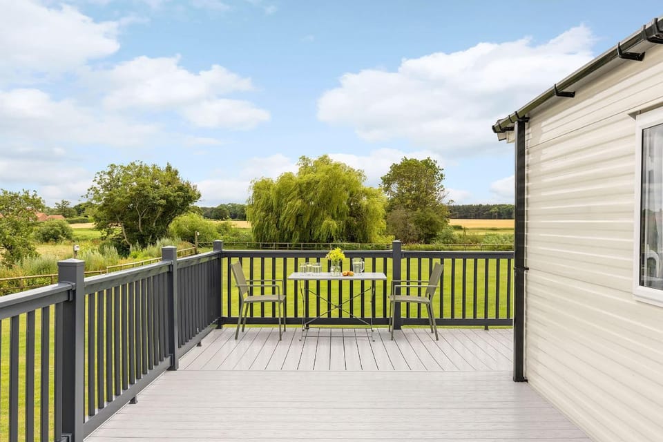 Hales Hill Lodge Apartment in Selby