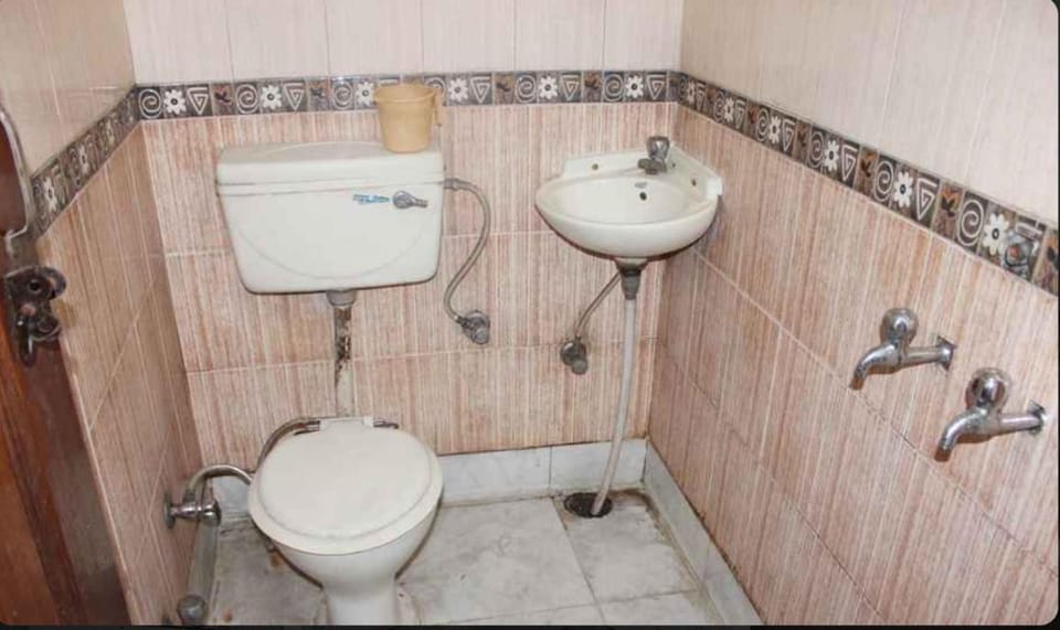 Toilet, Bathroom