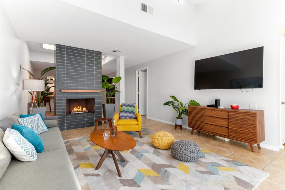 Baristo Modern Retreat House in Palm Springs