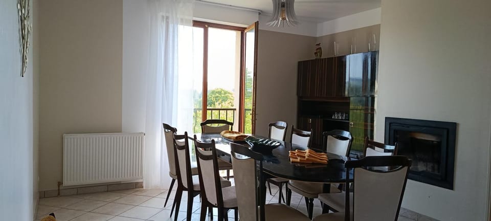 Garden, Dining area, Garden view, fireplace