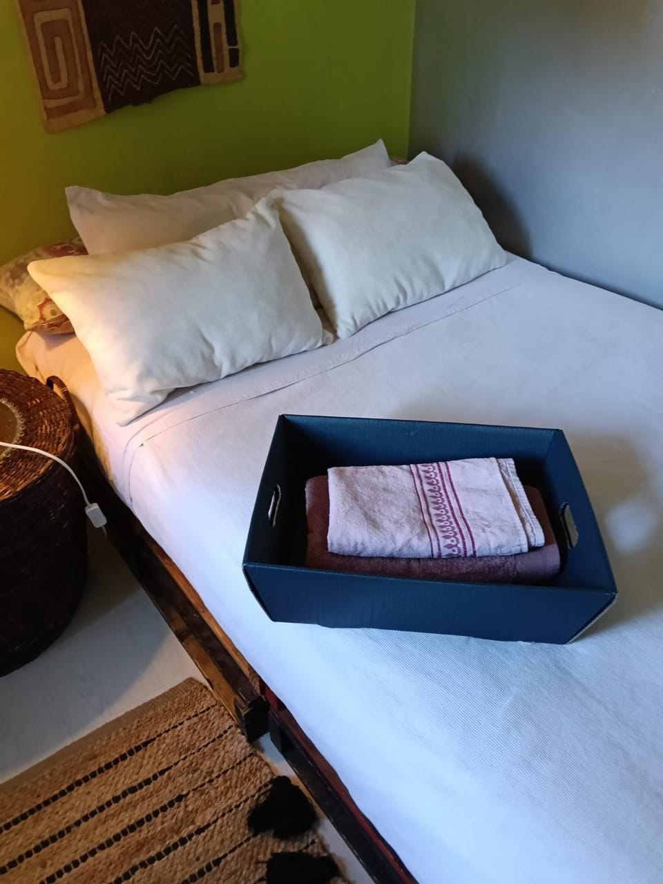 Bed, Photo of the whole room, Bedroom, towels