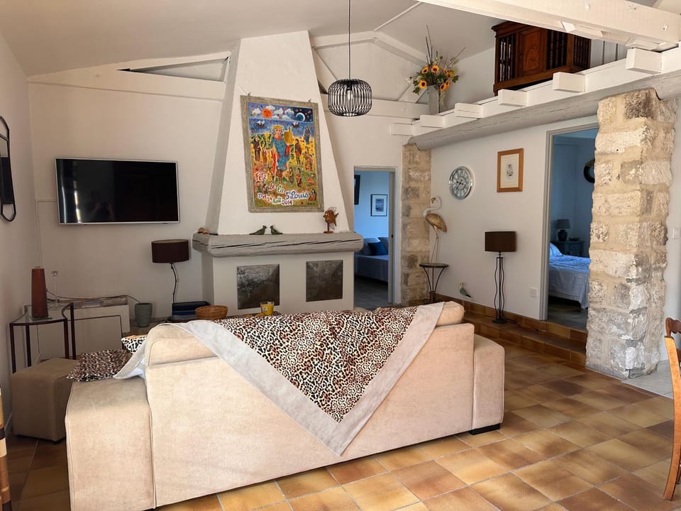 TV and multimedia, Living room