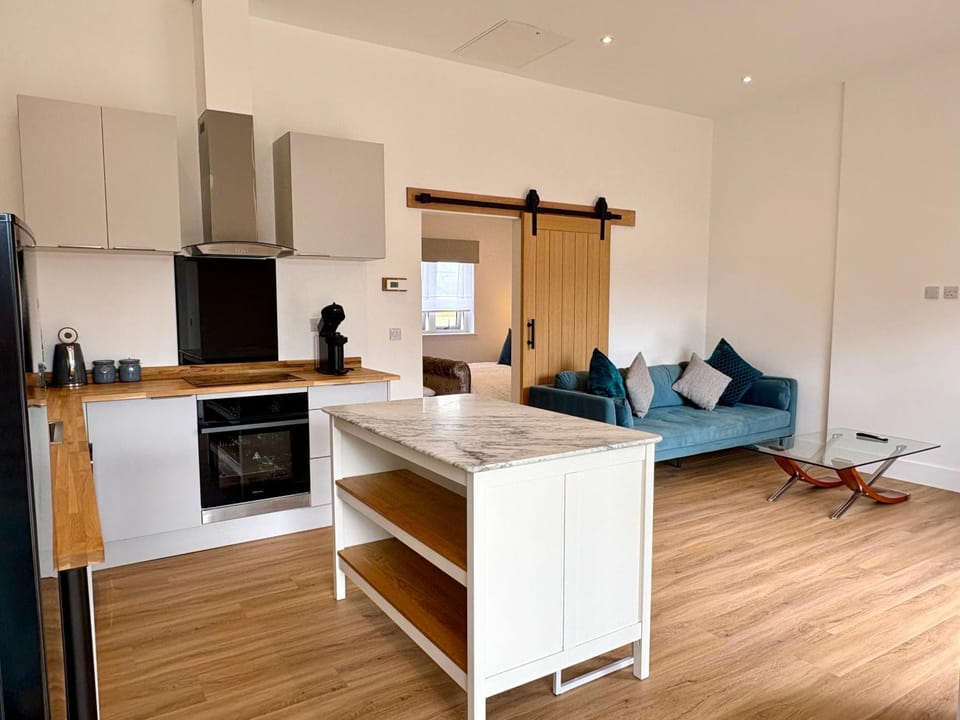 Kitchen or kitchenette, Living room, Dining area