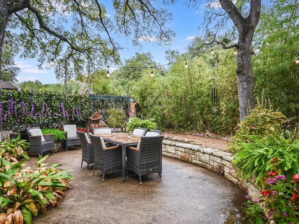 Hillsedge Haciendas - Entire Property House in Wimberley