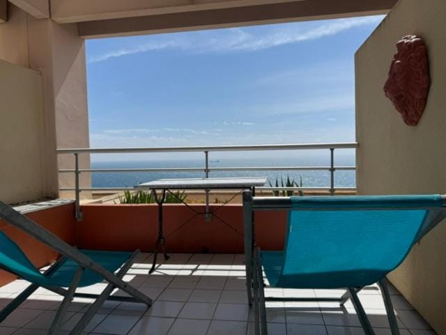 Appartement, vue mer180 degrés, piscine, terrasse Apartment in Occitanie