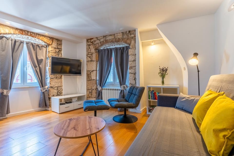 Apartman Lea Apartment in Cres