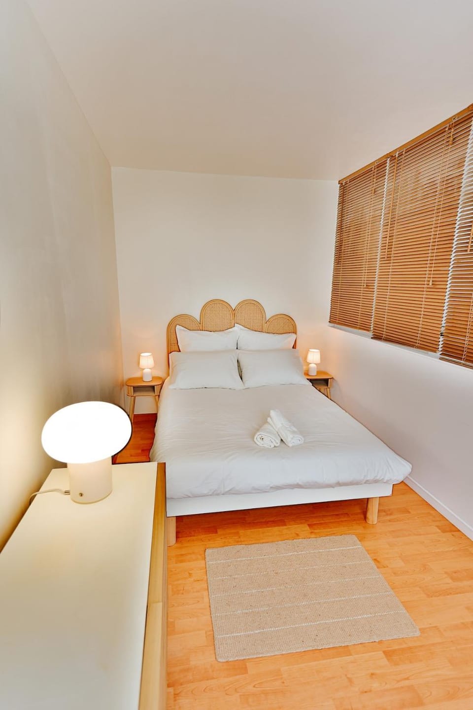 L'élégant Cocon - Terrasse - Versailles - Paris - Gare SQY Apartment in Montigny-le-Bretonneux