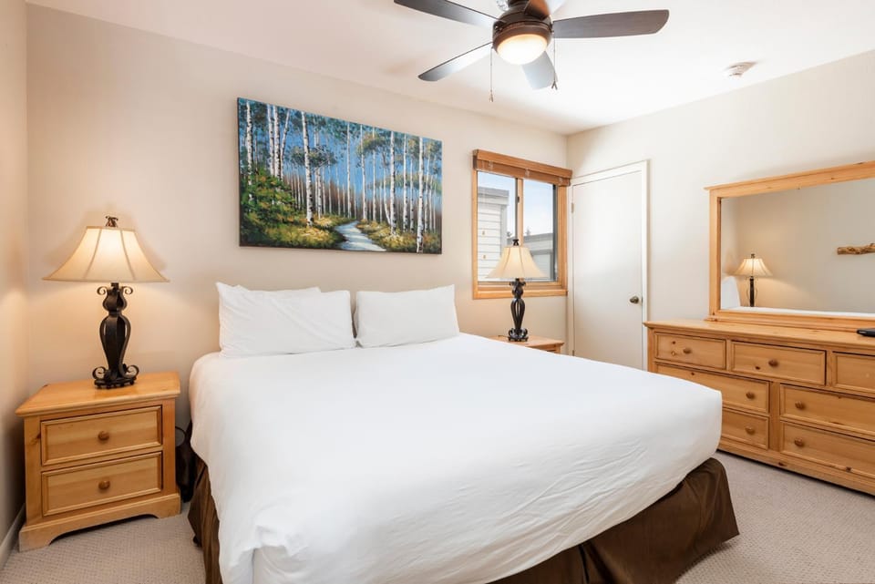 Snow Flower 039-Studio+Loft by Park City Lodging Apartment in Park City