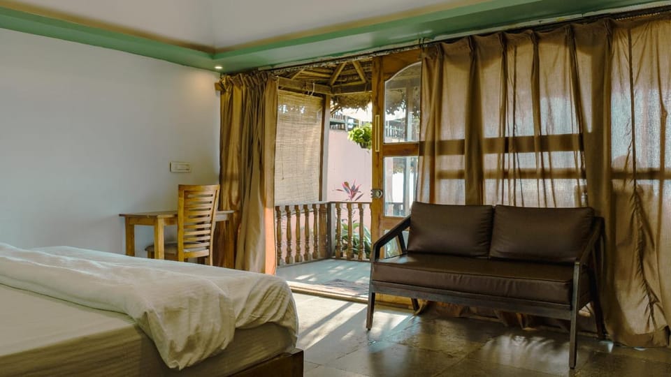 Mariposa Beach Grove Luxury tent in Agonda