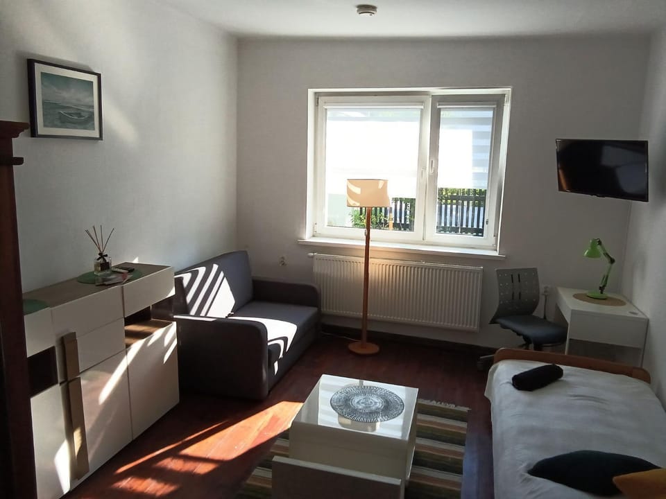 Bed, Living room, Decorative detail, Bedroom