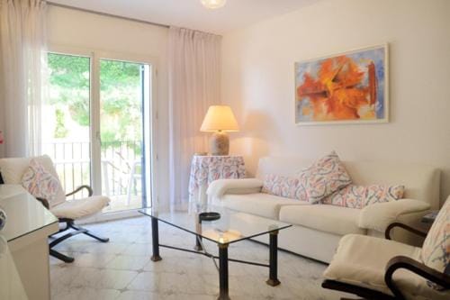 Pere Pascuet 1B Apartment in Llafranc