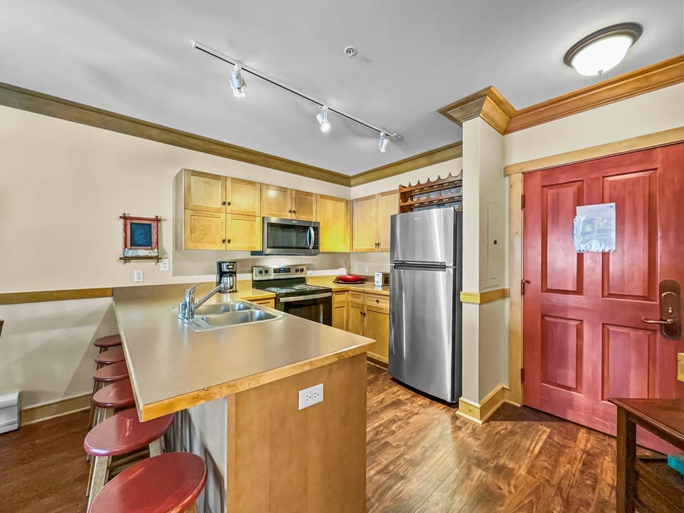 CS129 Copper Springs Apartment in Summit County