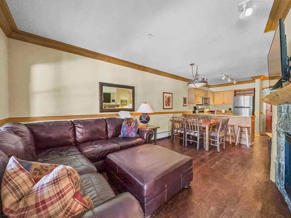 CS129 Copper Springs Apartment in Summit County