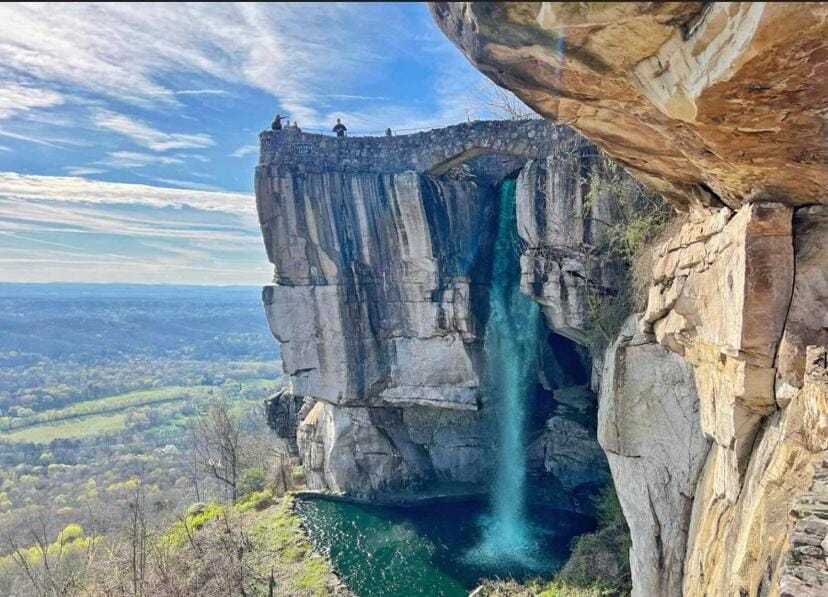 Chattanooga Luxury Getaway that Sleeps 10 with 3 Master Suites Villa in Chattanooga