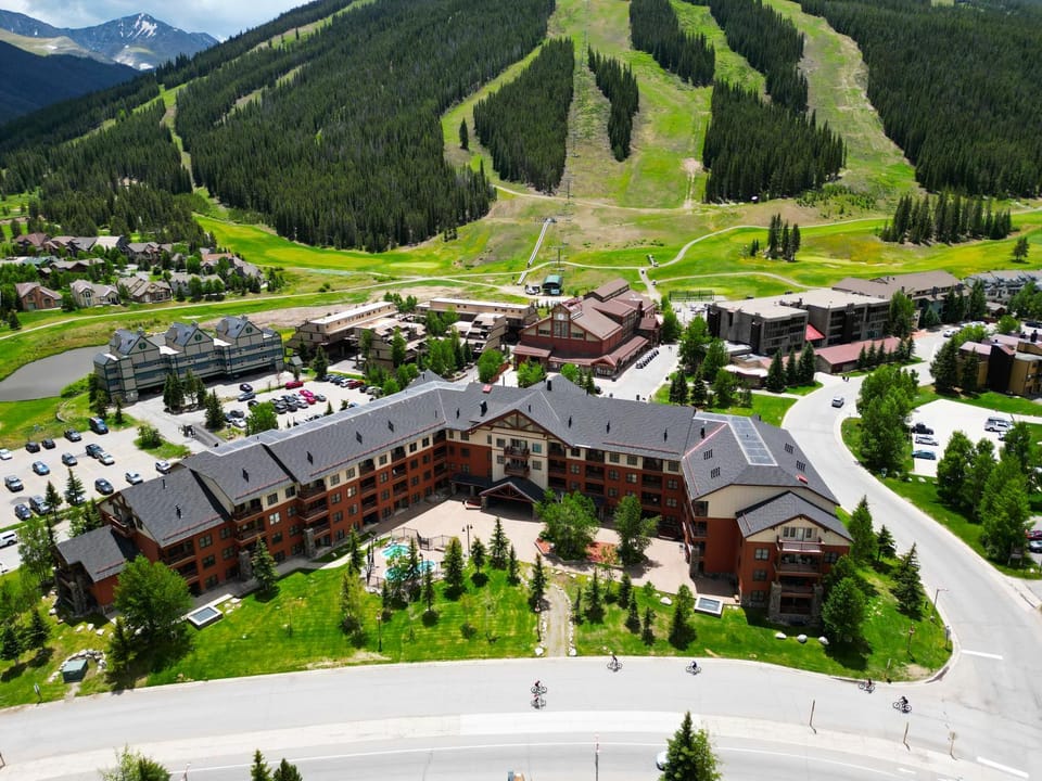 CS321 Copper Springs Apartment in Summit County