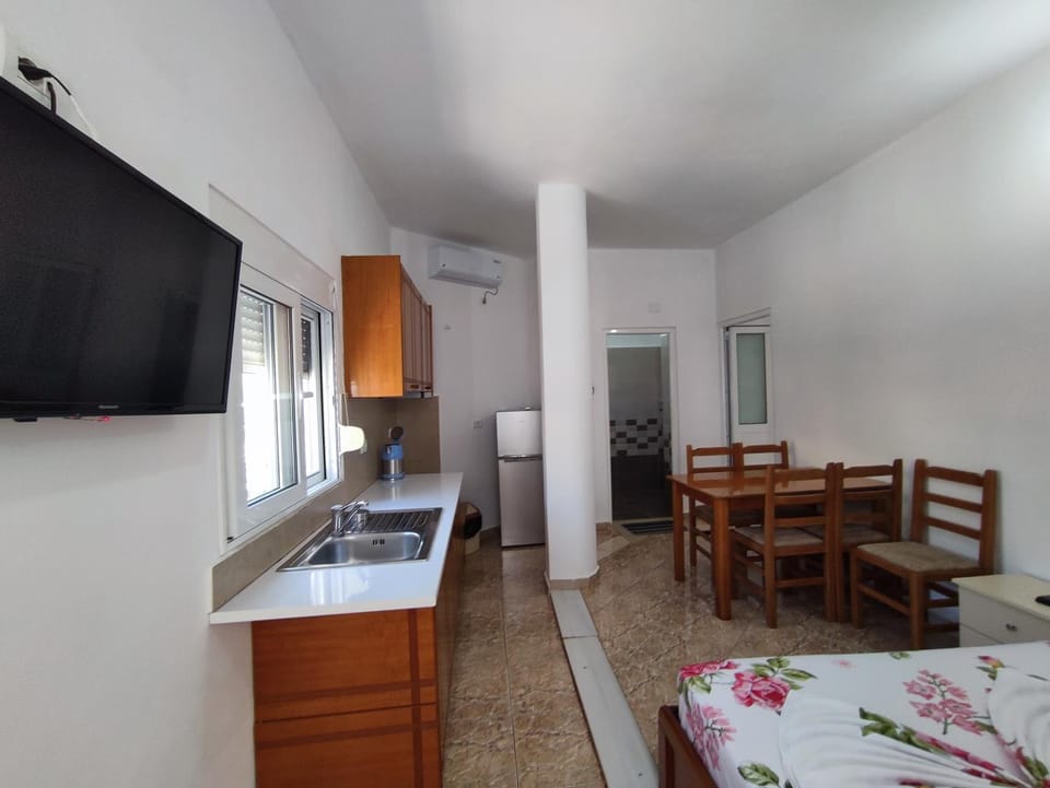 Shefki Lame Apartments Apartment in Ksamil