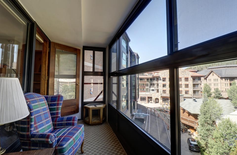 MP410 Mountain Plaza 1BR 2BA -Pet Friendly Apartment in Summit County