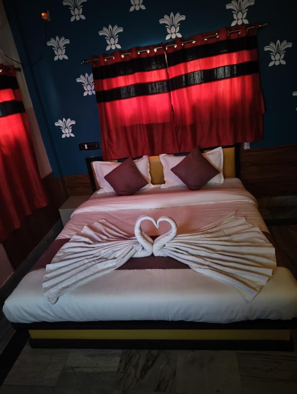Hotel Lotus Hotel in Kolkata