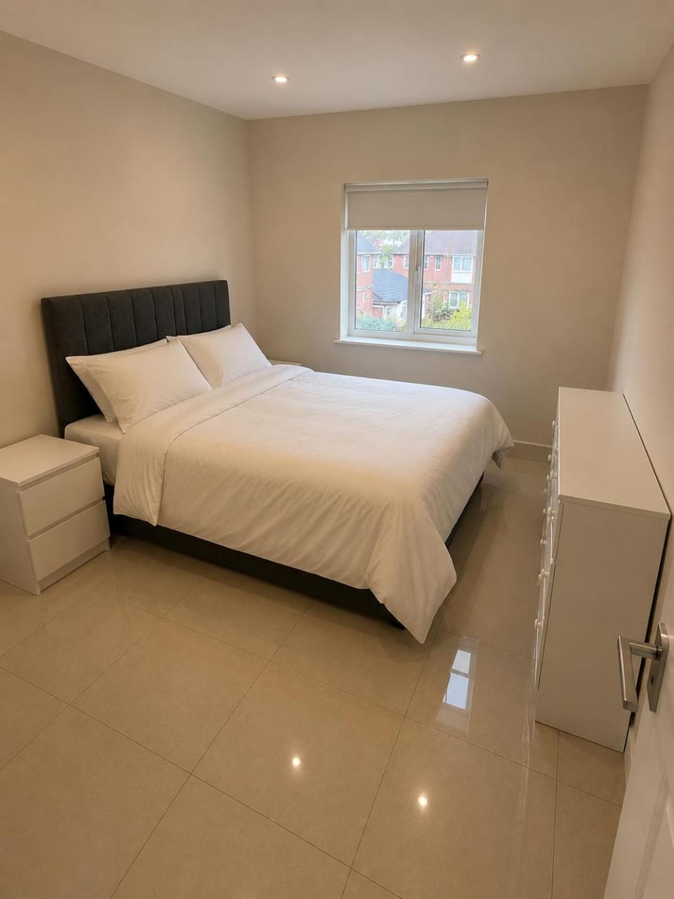 Modern Home - 15 Mins to City centre Vacation rental in Dublin