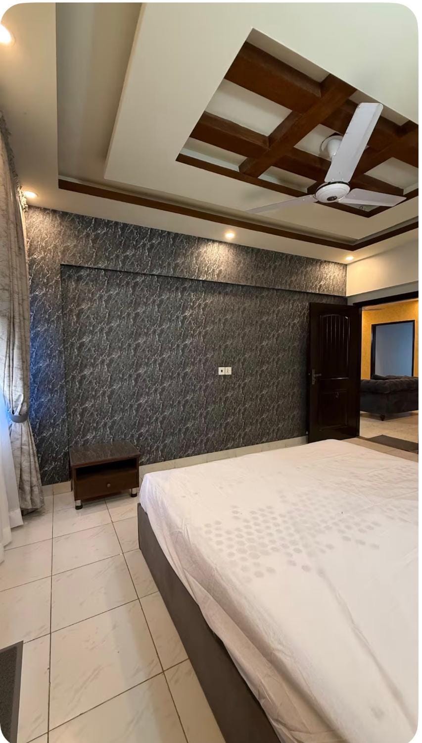 Bukhari Luxury Apartment Apartment in Karachi