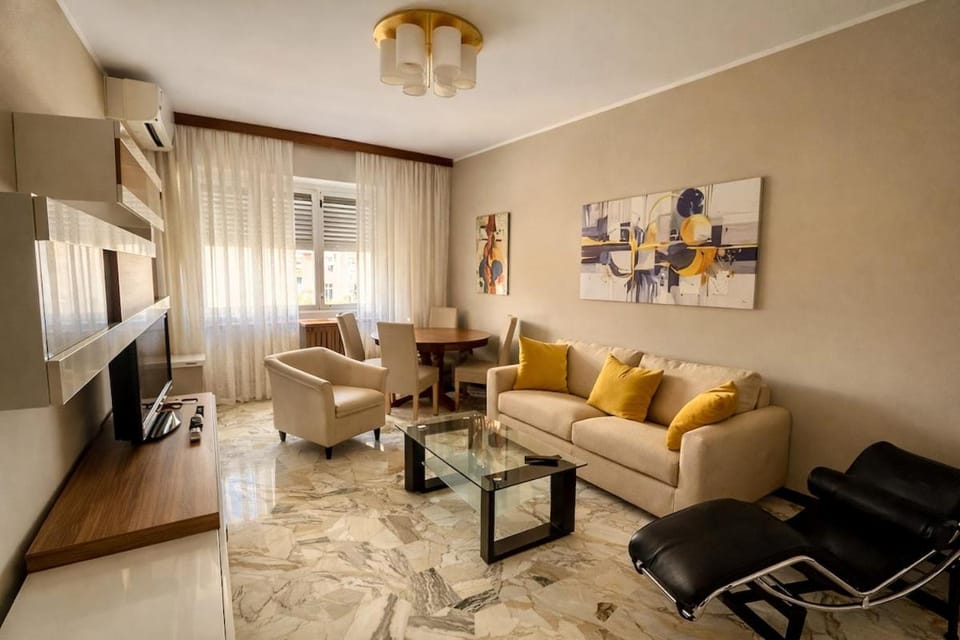 Loreto - Città Studi near M2 with WiFi and AC Apartment in Milan
