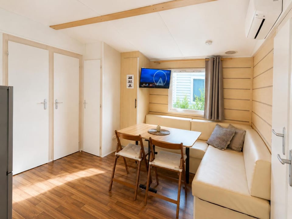 Superbe Mobilhome 3ch-6 pers TV, Wifi 5G, Climatisation - Bungalow Camping HOMAIR 3 étoiles Campground/ 
RV Resort in France