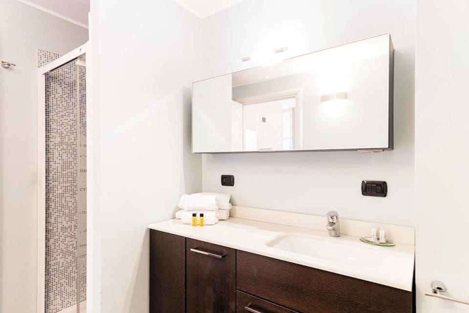 Pippo's Home In Town - Downtown Como Apartment in Como