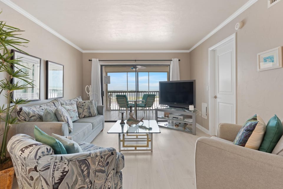 Carlos Pointe #534 Heavenly Sunsets by Sun Palace Vacations Apartment in Estero Island
