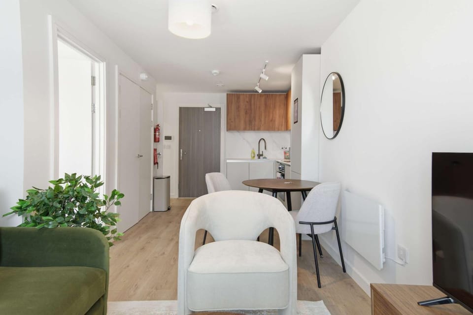 Contemporary 1 Bed Apartment in Central Birmingham Apartment in Birmingham
