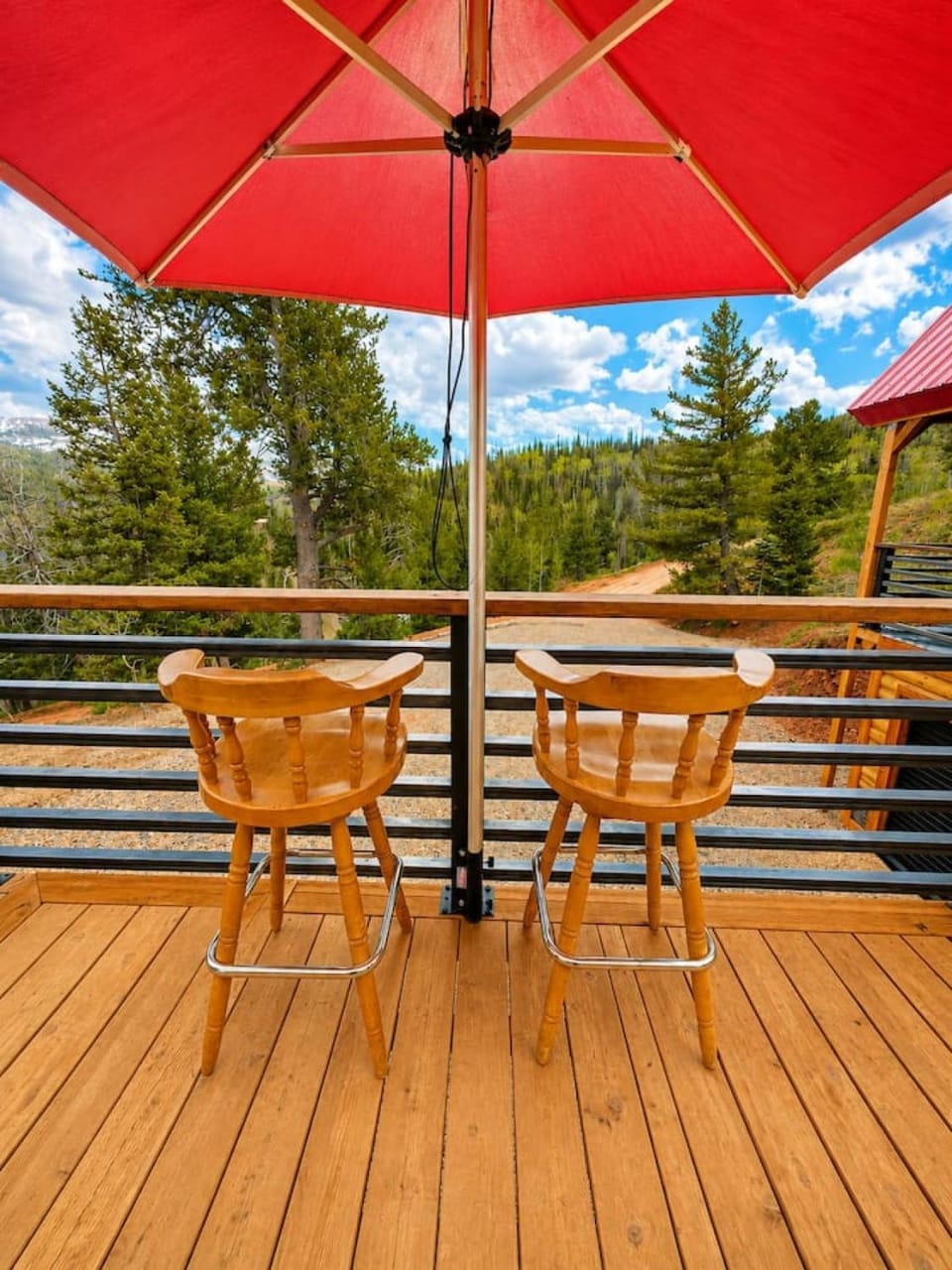 Jerrys Ski View Historic Mountain Escape House in Brian Head
