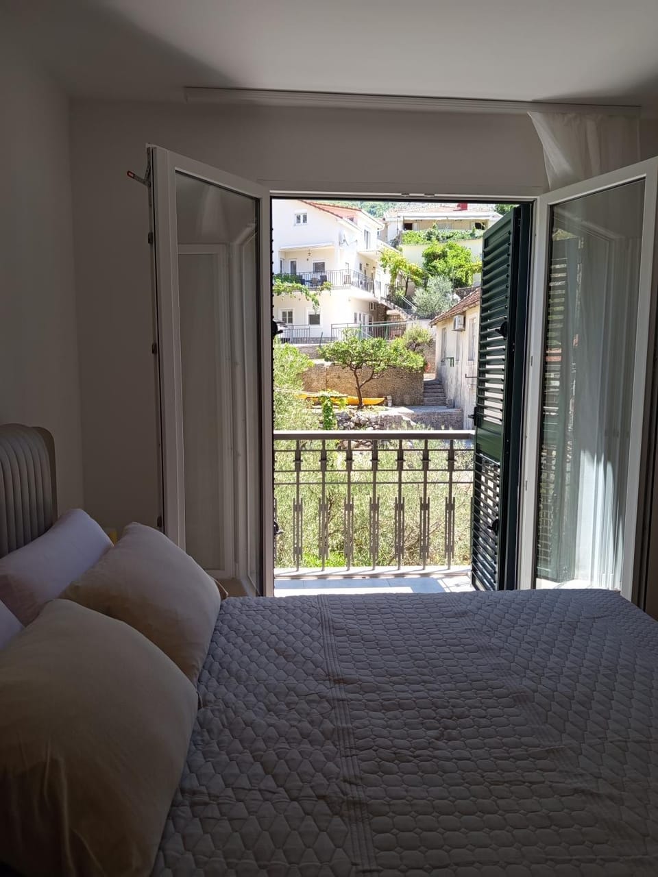 Bed, Balcony/Terrace, Bedroom