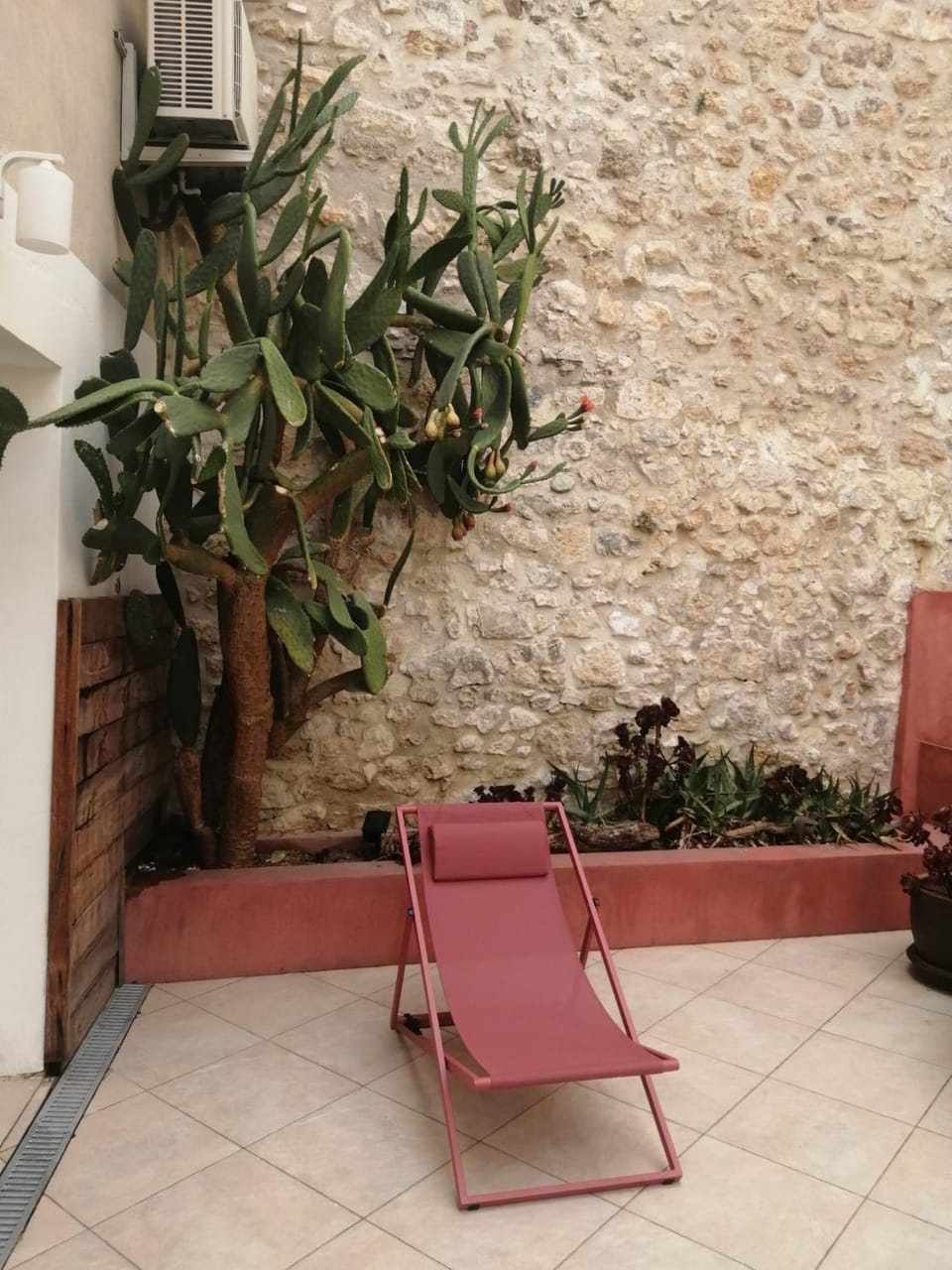 Inner courtyard view