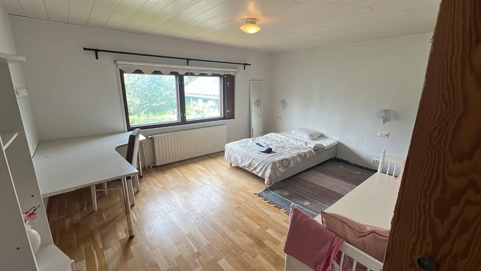 Guest room 1,4 km from Kupittaa Railway station Vacation rental in Turku